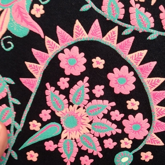 Long Sleeve Top with Pink and Blue Floral Design - Picture 5 of 9